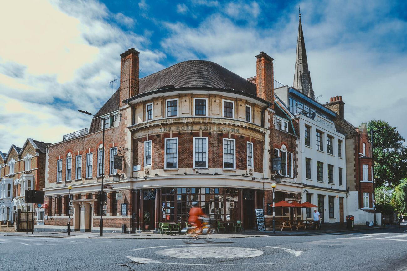 Rose & Crown Pub & Guest House